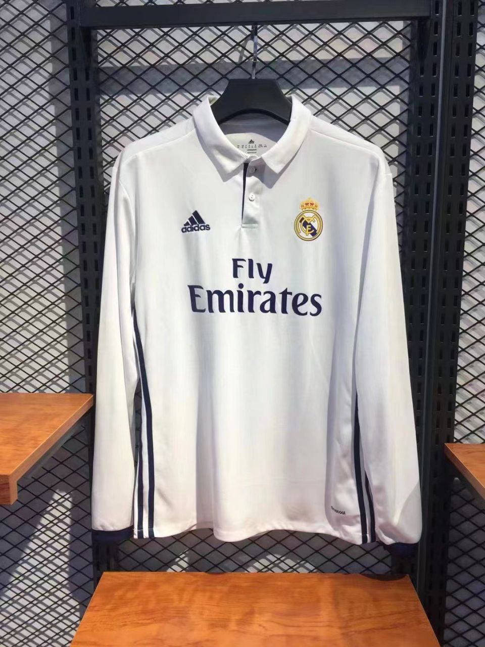 Real Madrid Home Kit (Long Sleeves) [2016-17]